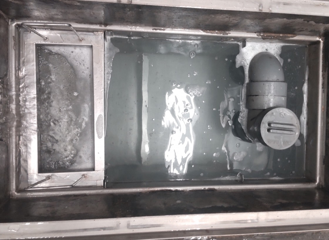 店舗・事務所清掃 グリストラップ清掃